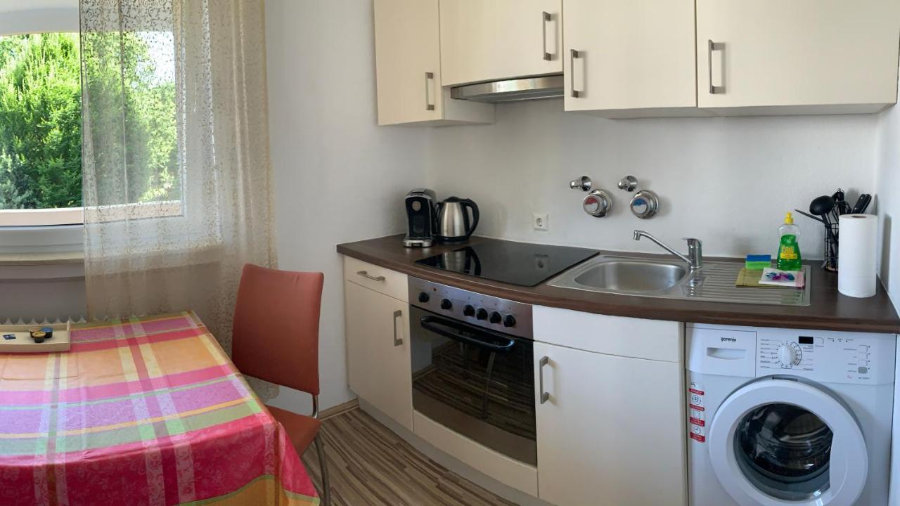 Grosse Und Helle Ferien Wohnung Mit Parkplatzen Laufenburg Extérieur photo